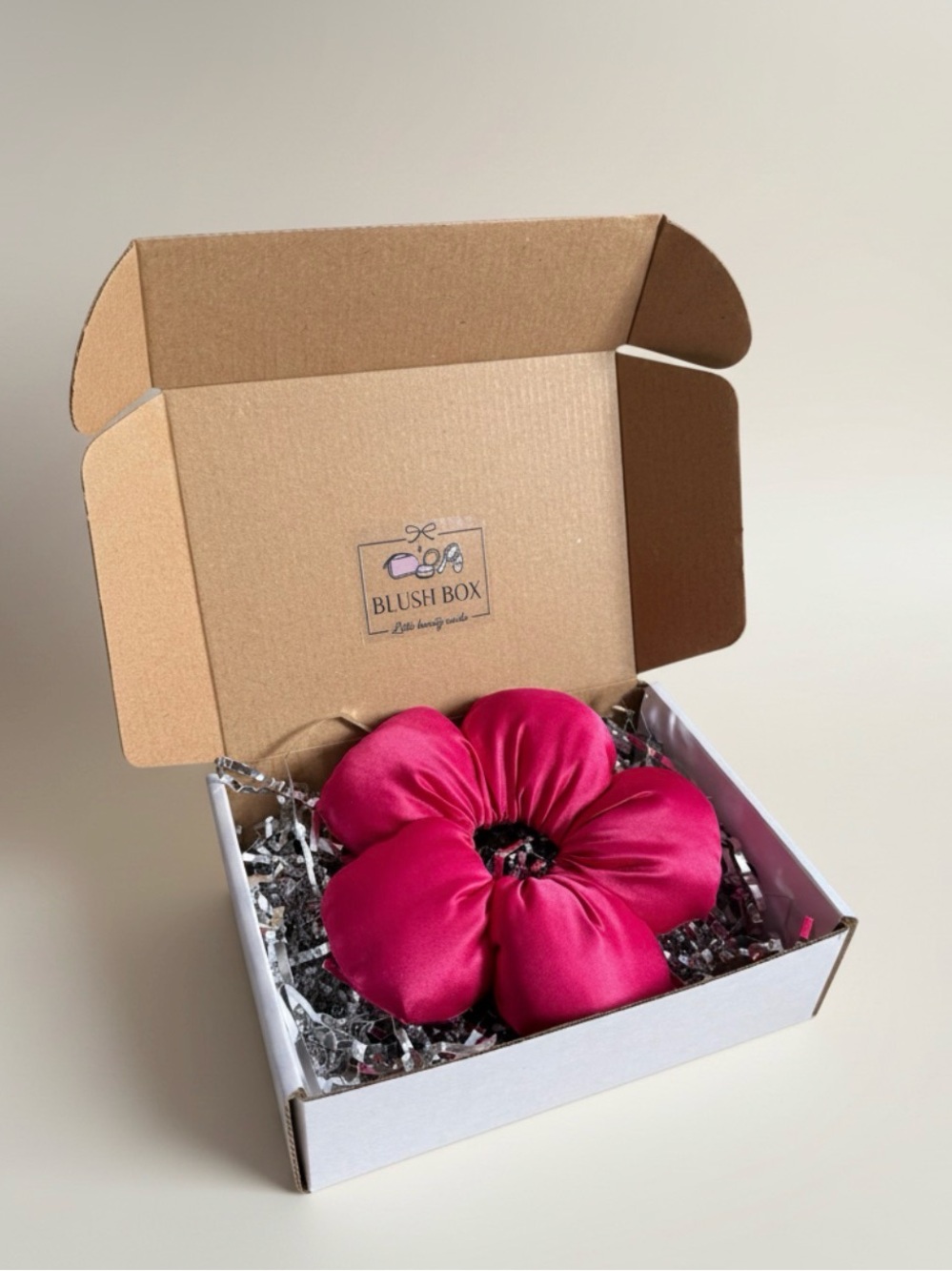Bright Fuchsia Flower Hair Clip - Vibrant Pink Accessory